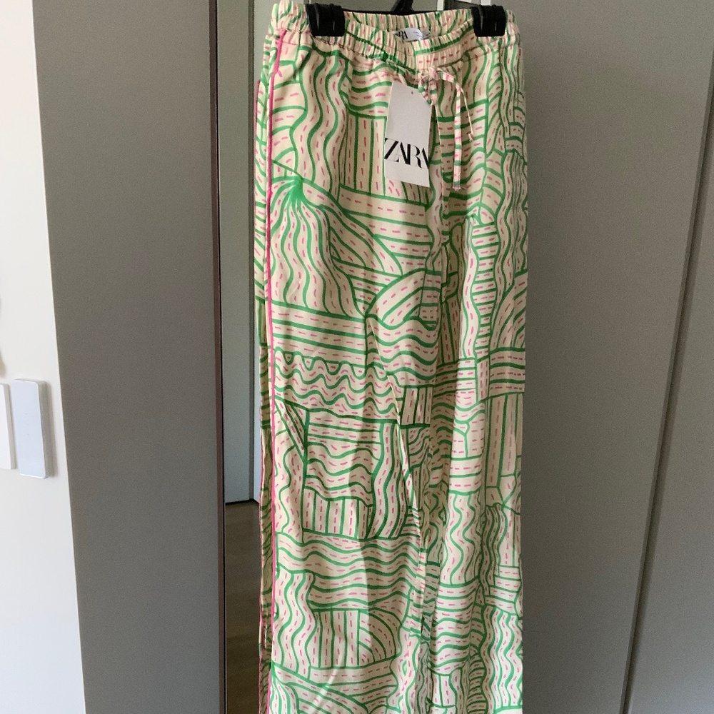 Zara pull on pants w patch pocket in back nwt size s $49